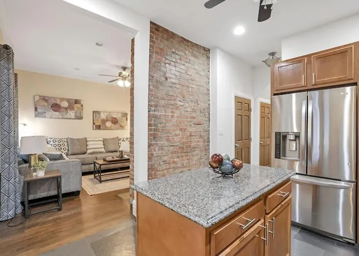 Osu And Short North 4 Bedroom Patio And Garage With Ev Columbus