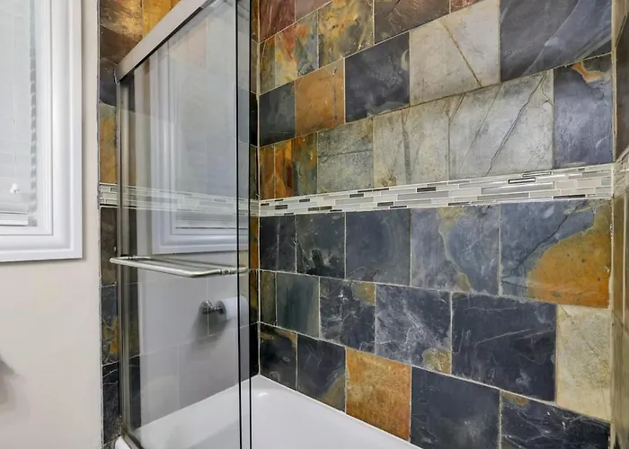 Osu And Short North 4 Bedroom Patio And Garage With Ev * Columbus