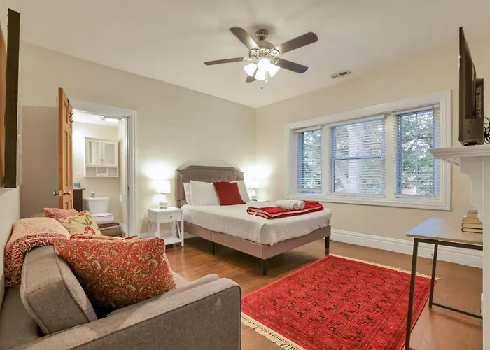 Holiday home Osu And Short North 4 Bedroom Patio And Garage With Ev